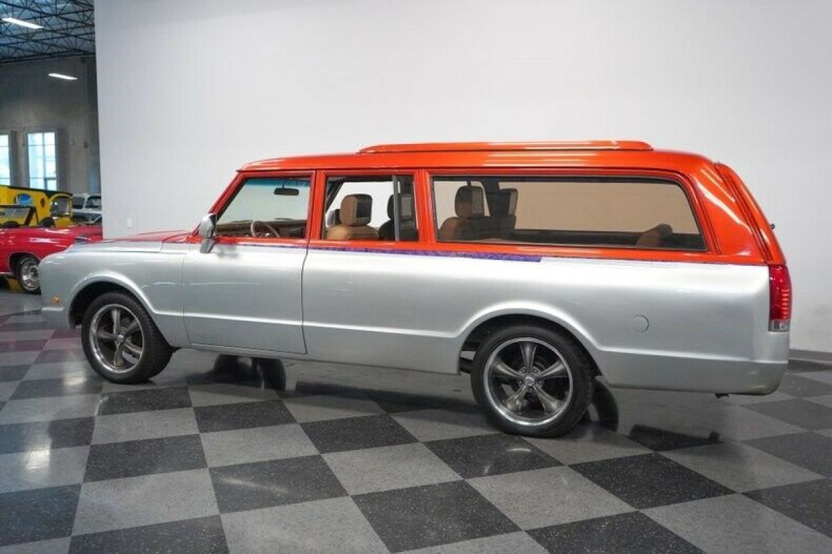 1972 Chevrolet Suburban Custom - photo 9