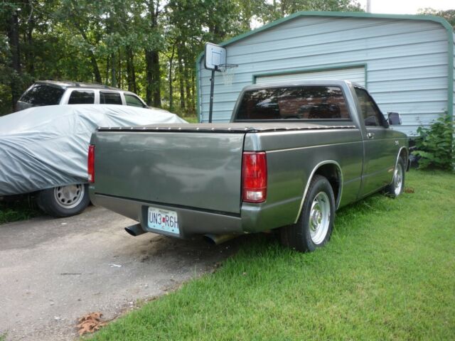 1982 Chevrolet S-10 truck - photo 5