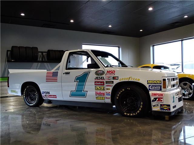 1990 Chevrolet S-10 -- - photo 5