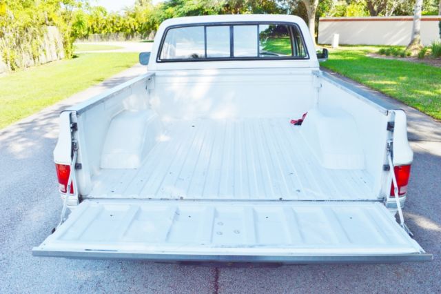 1985 Chevrolet C-10 2 Door Pickup Truck - photo 12