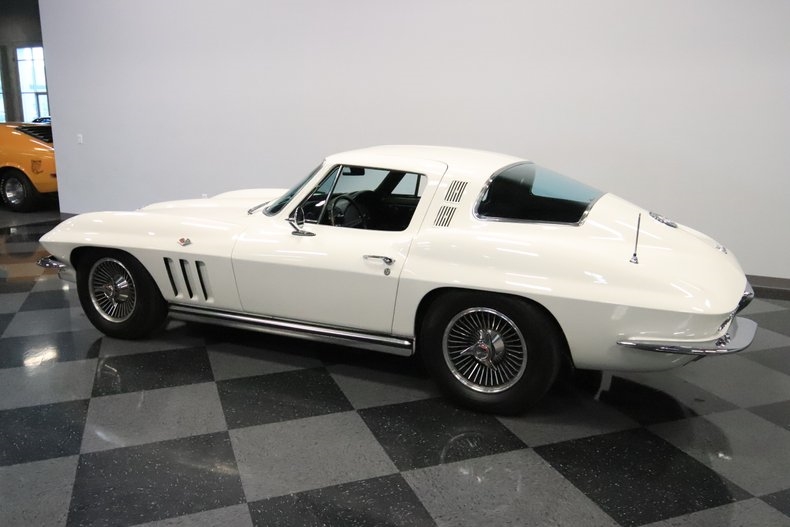 1965 Chevrolet Corvette -- - photo 9