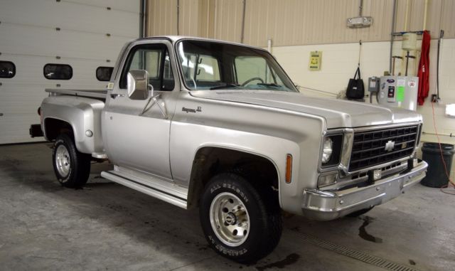 CHEYENNE, C-10, STEPSIDE, STEP-SIDE, SHORTBED, SHORT BED, SURVIVOR, 4X4 1975 Chevrolet C-10 CHEYENNE: 1-OWNER 4X4 STEP-SIDE W/REBUILT ENG