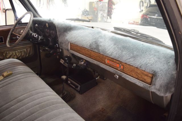 1975 Chevrolet C-10 CHEYENNE: 1-OWNER 4X4 STEP-SIDE W/REBUILT ENG - photo 10