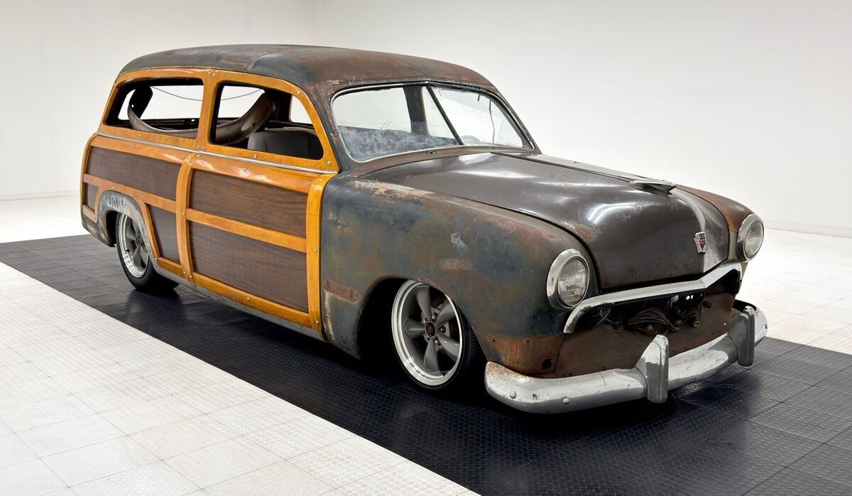 1950 Ford Deluxe Country Squire Station Wagon - photo 7