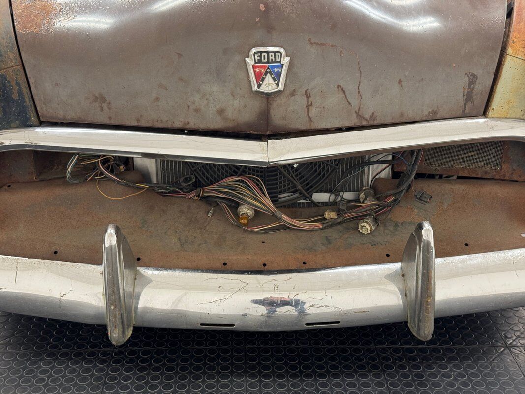 1950 Ford Deluxe Country Squire Station Wagon - photo 9