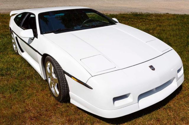 1987 Pontiac Fiero - photo 5