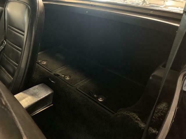 1977 Chevrolet Corvette - photo 11