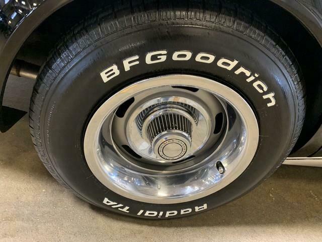 1977 Chevrolet Corvette - photo 13