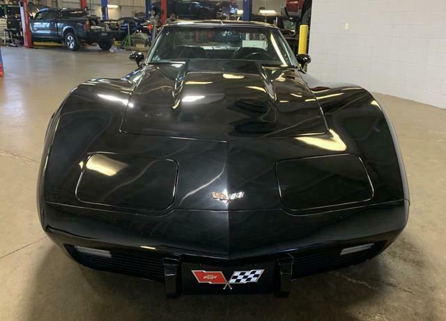 1977 Chevrolet Corvette - photo 2