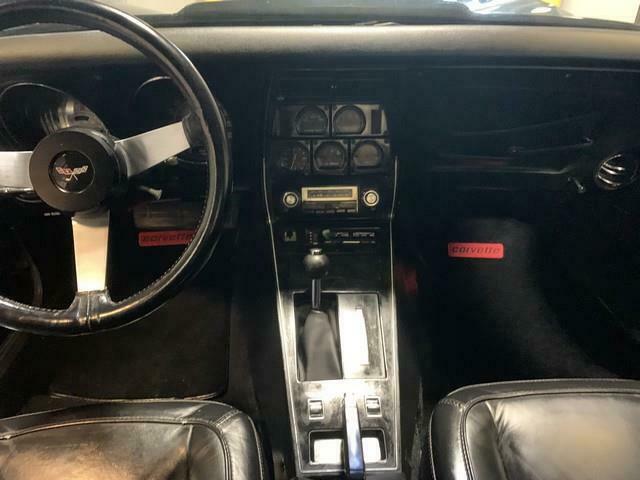 1977 Chevrolet Corvette - photo 8