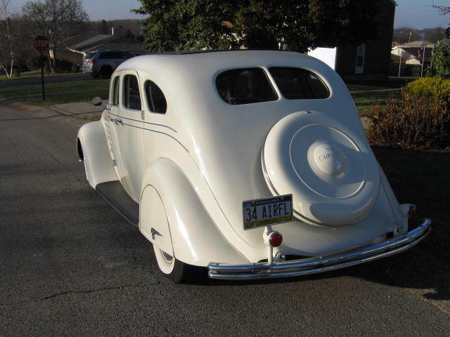 1934 Chrysler Airflow - photo 2