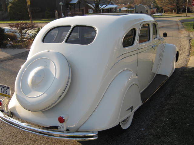1934 Chrysler Airflow - photo 4
