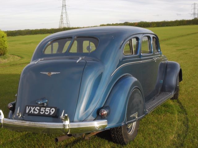1937 Chrysler Airflow - photo 13