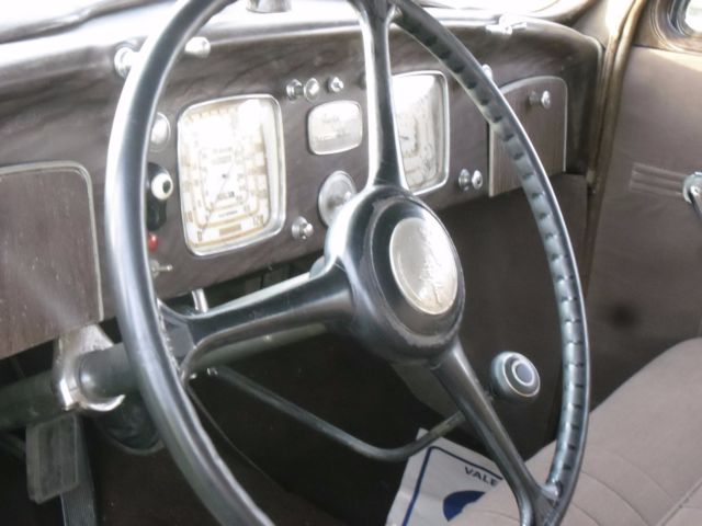 1937 Chrysler Airflow - photo 8