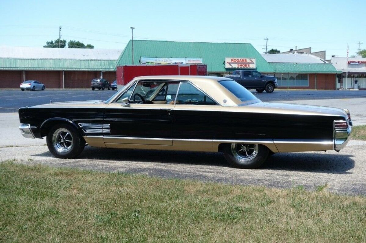 1966 Chrysler 300 Series -ORIGINAL BLACK PLATE CALIFORNIA CLASSIC- SEE VIDE - photo 11