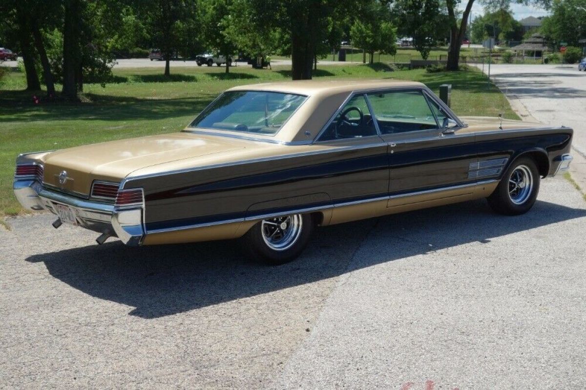 1966 Chrysler 300 Series -ORIGINAL BLACK PLATE CALIFORNIA CLASSIC- SEE VIDE - photo 4