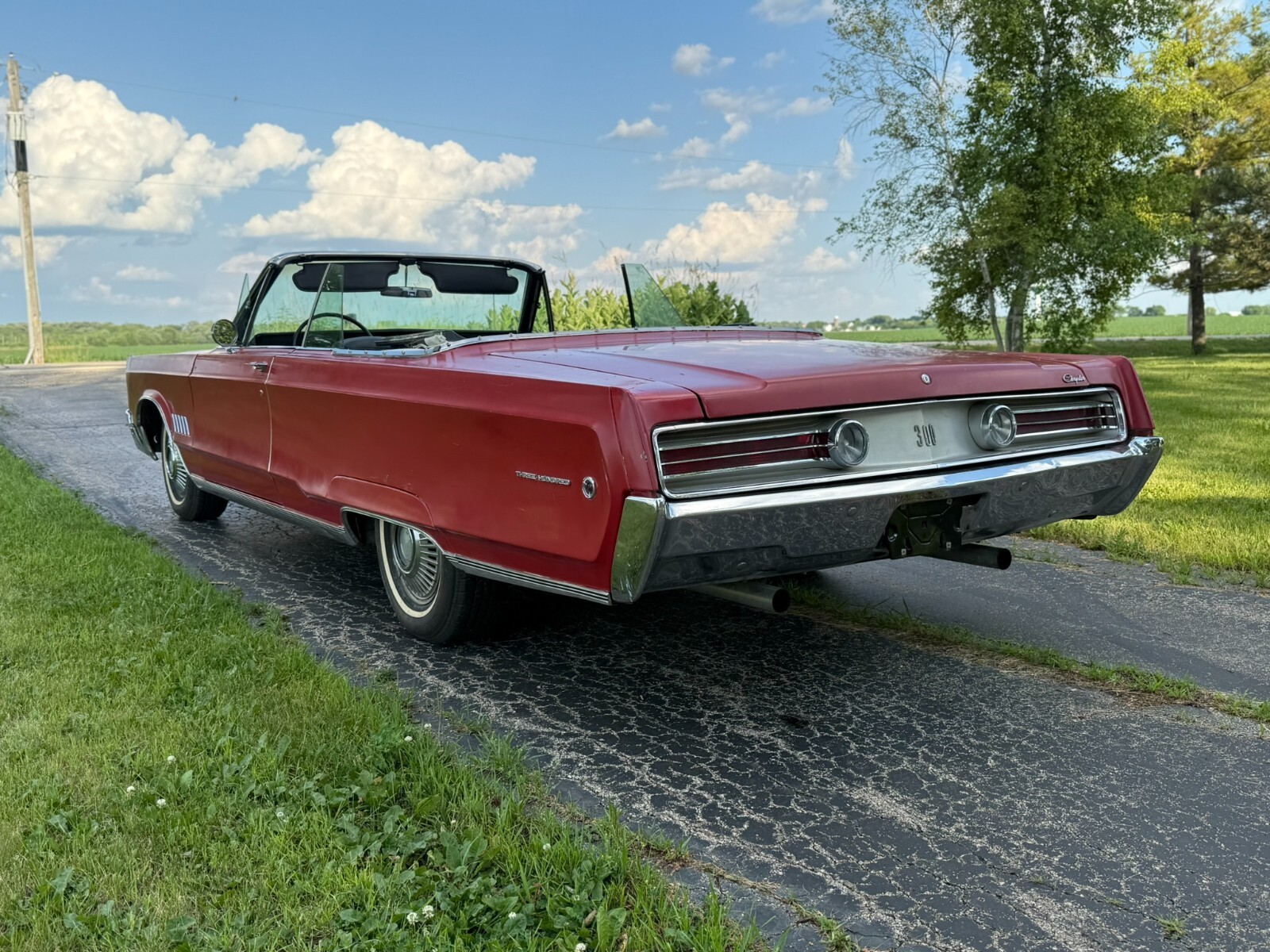 1968 Chrysler 300 Series - photo 2