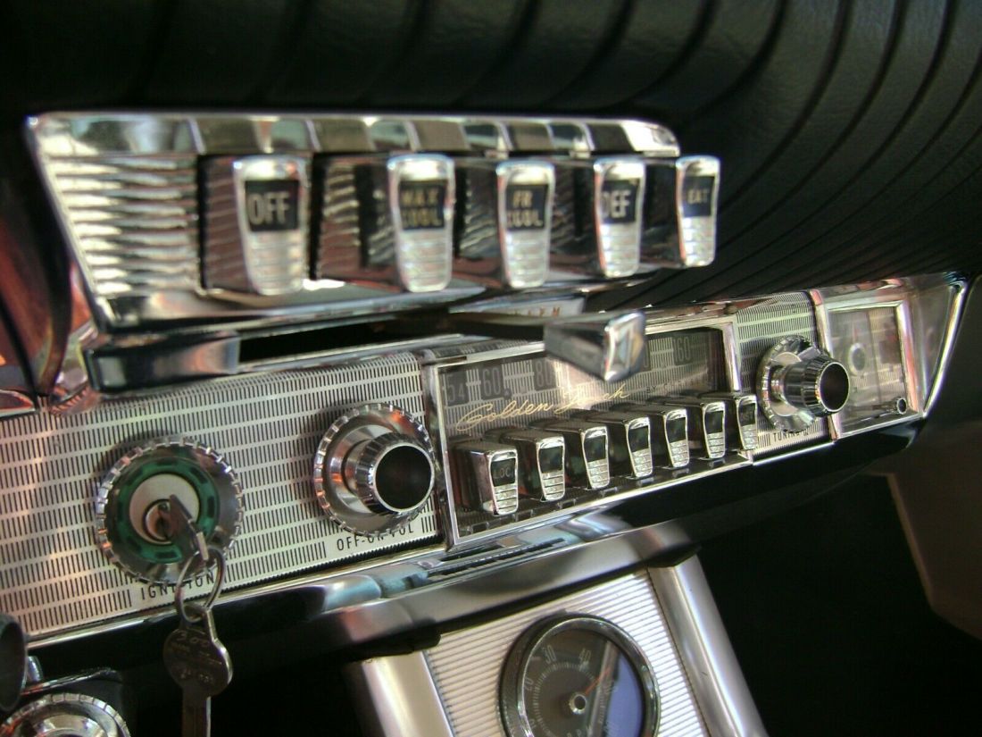 1961 Chrysler 300 Series - photo 12