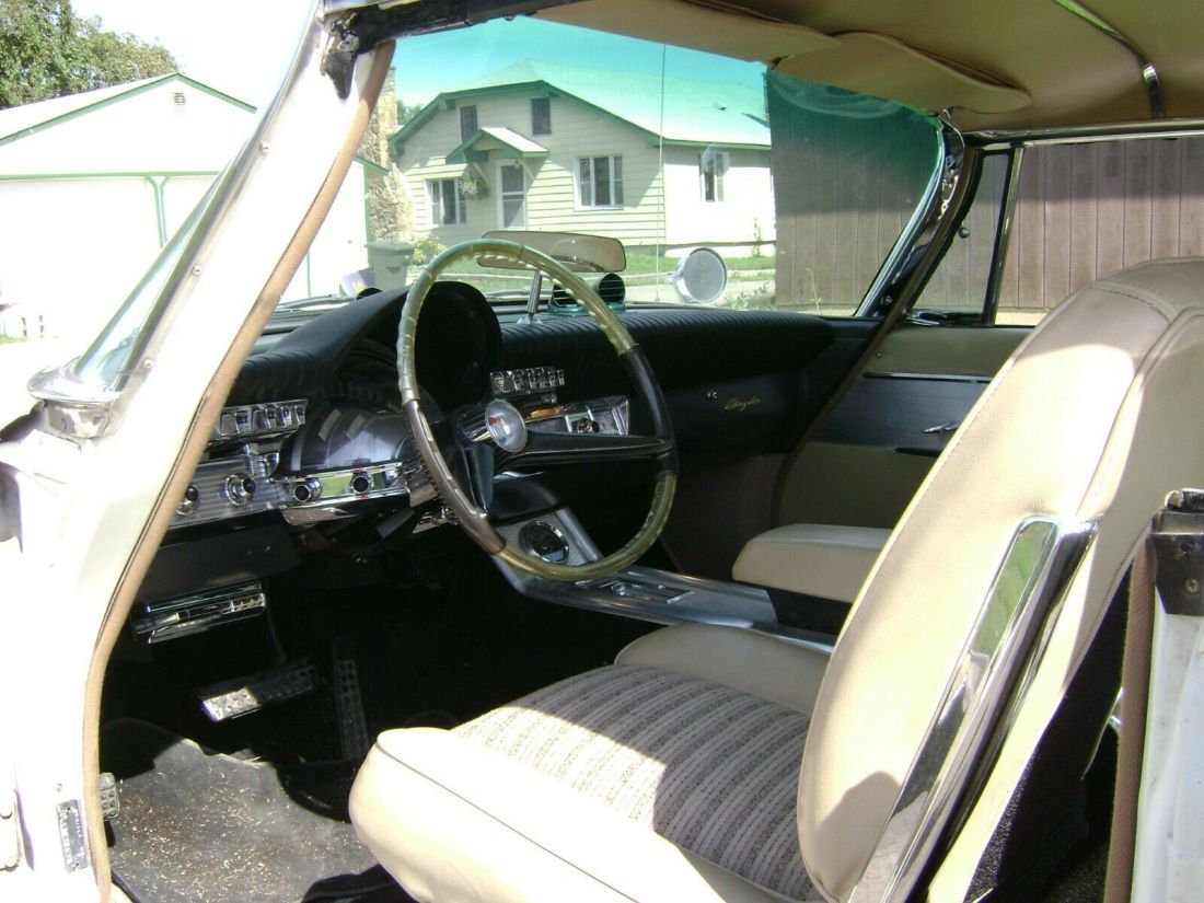 1961 Chrysler 300 Series - photo 8