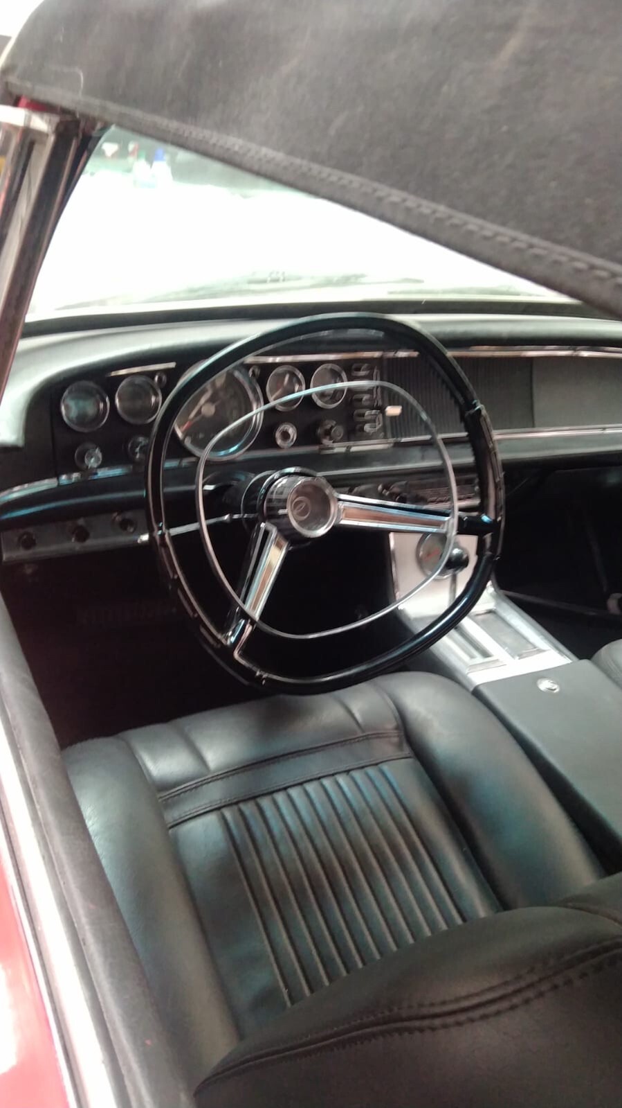 1964 Chrysler 300 Series - photo 3