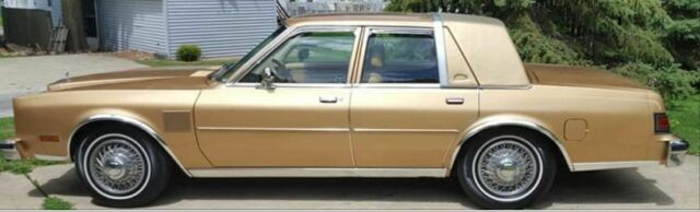 1985 Chrysler New Yorker 5TH AVE