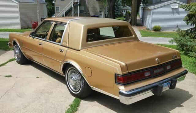 1985 Chrysler New Yorker 5TH AVE - photo 2