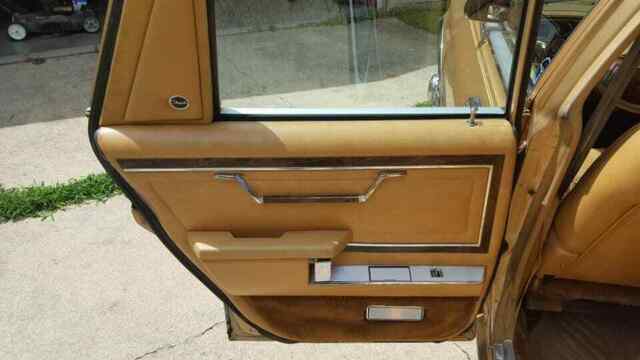 1985 Chrysler New Yorker 5TH AVE - photo 5