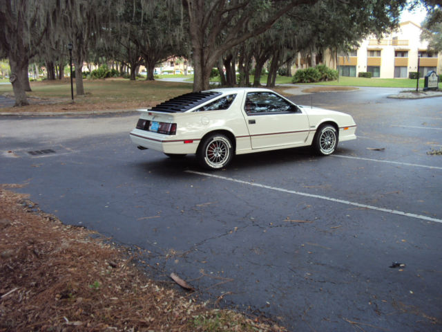 1985 Chrysler daytona  turbo-z - photo 4