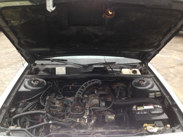 1984 Chrysler Executive - photo 11