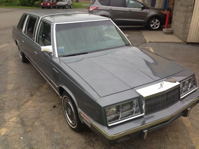 1984 Chrysler Executive - photo 12