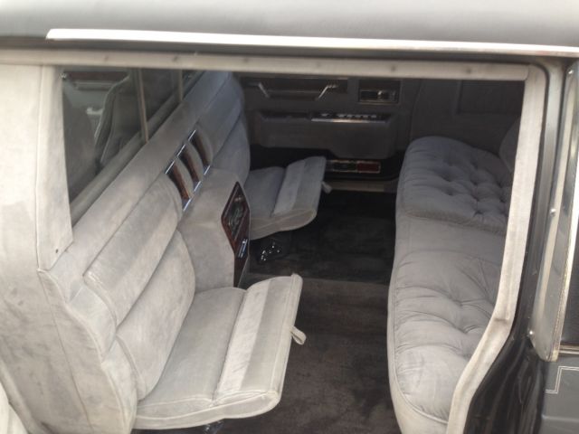 1984 Chrysler Executive - photo 6