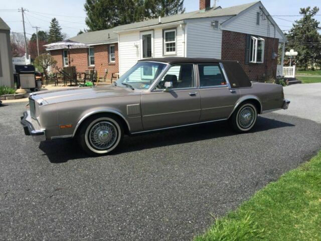 Chrysler Fifth Ave 1989 Chrysler Other Luxury Package