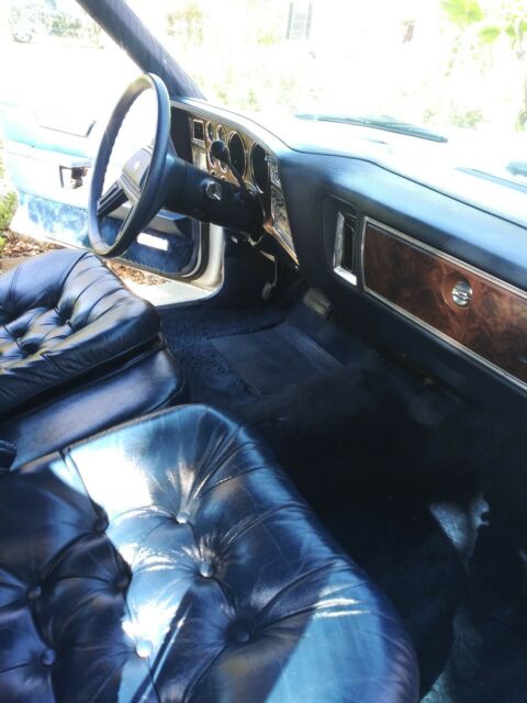 1986 Chrysler New Yorker - photo 3