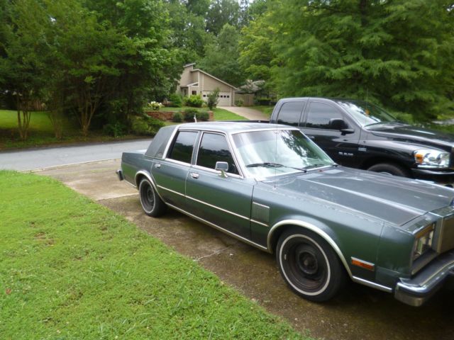 1985 Chrysler New Yorker - photo 4