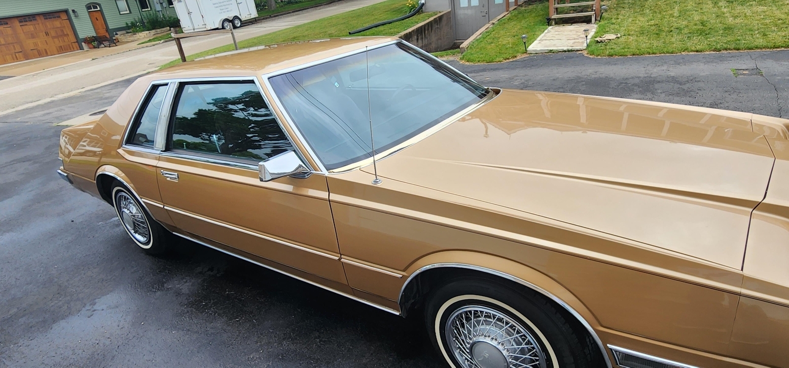 1982 Chrysler Imperial - photo 9