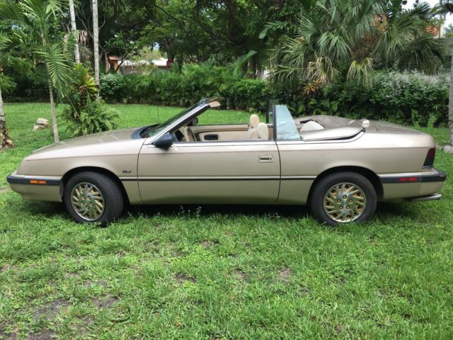 Chrysler Le Baron LX. Original Classic. Low miles. 1991 Chrysler LeBaron