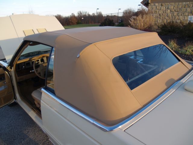 1986 Chrysler LeBaron Mark Cross Edition - photo 9