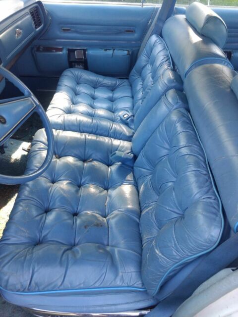 1977 Chrysler New Yorker - photo 4