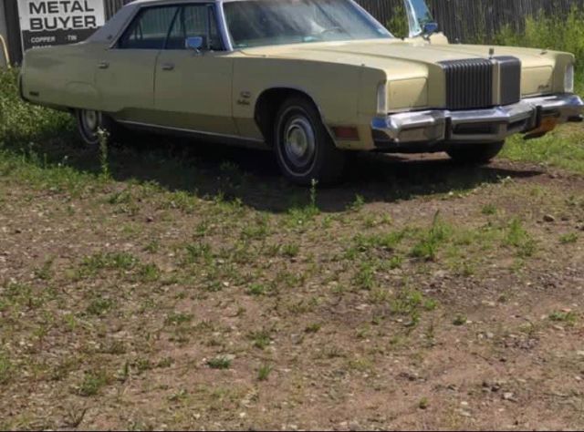 1977 Chrysler New Yorker - photo 2