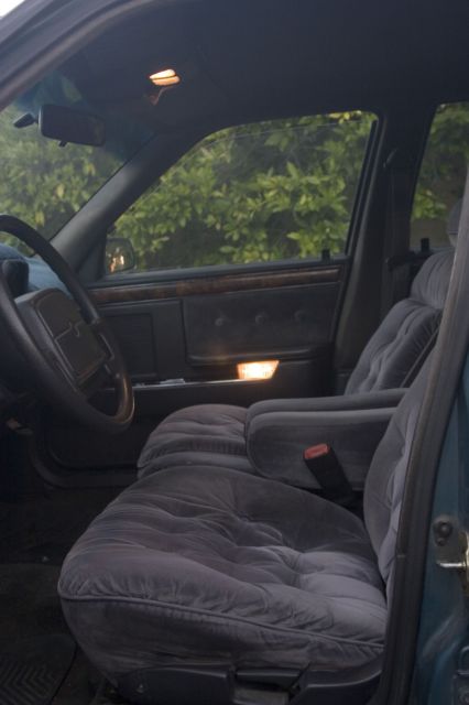 1993 Chrysler New Yorker - photo 4