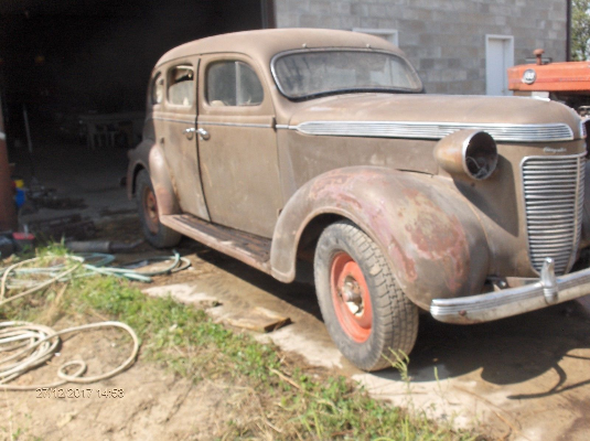 1937 Chrysler Royal - photo 2
