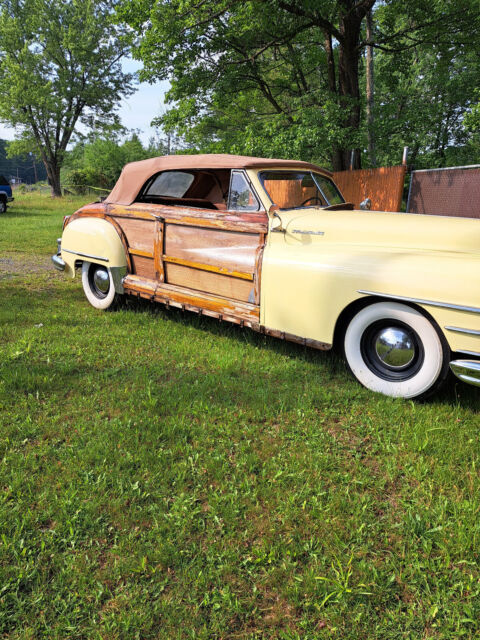 1947 Chrysler Town & Country Woody Convertible - photo 4