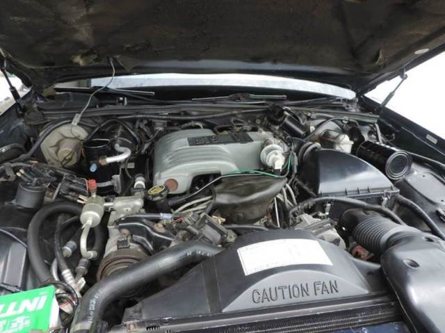 1989 Lincoln Town Car - photo 12