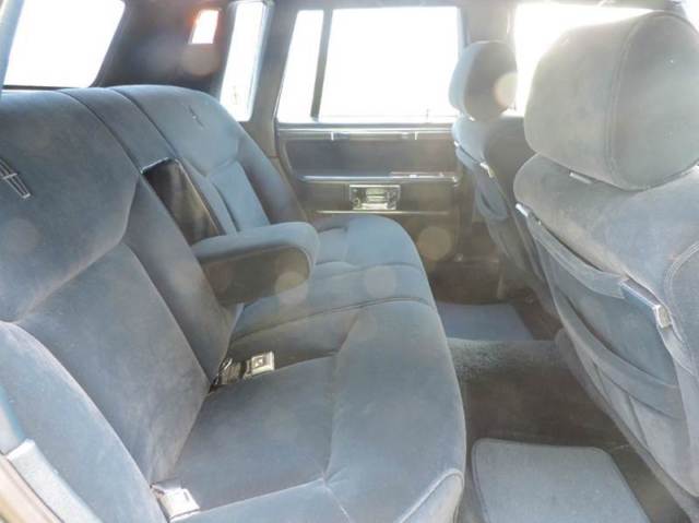 1989 Lincoln Town Car - photo 9