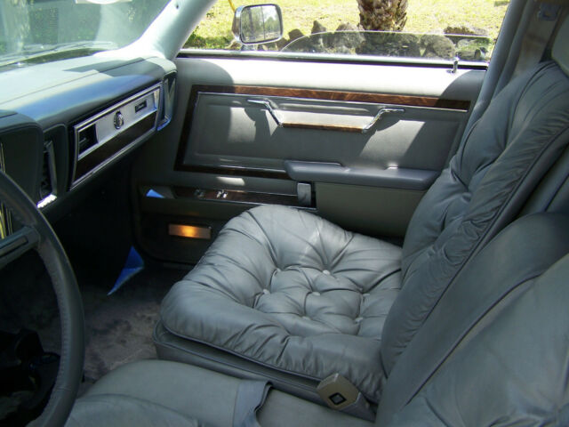 1983 CHRYSLER 5TH AVENUE NEW YORKER - photo 10