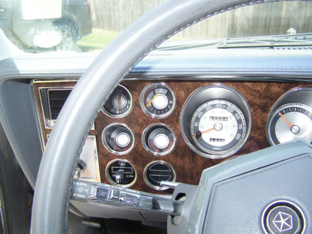 1983 CHRYSLER 5TH AVENUE NEW YORKER - photo 12