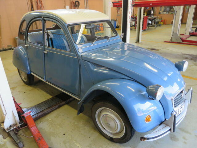 Citroen 2CV "Hardtop" 1980. 1980 Citroën AX 2cv Club