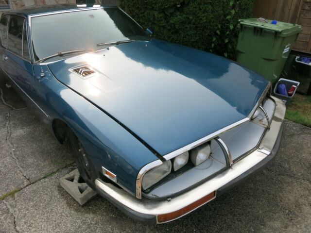 CITROEN SM 1972 CITROEN SM COMPLETE CITROEN GOOD SOLID PROJECT . 1972 Citroen SM SM
