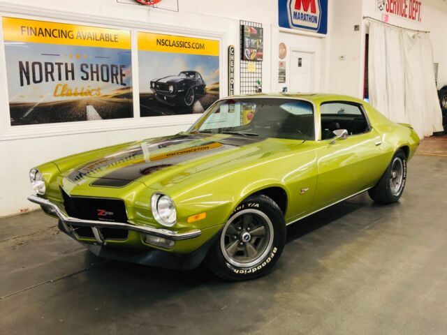 1970 Chevrolet Camaro - Z/28 - RARE CITRUS GREEN - NUMBERS MATCHING - photo 2