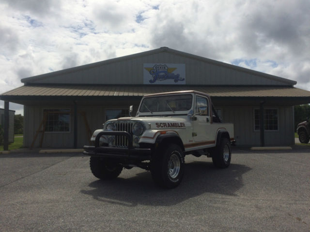 CJ-8 Scrambler / Texas truck / no rust ever / Air Conditioning / 4.2 liter 6 cyl 1982 Jeep CJ